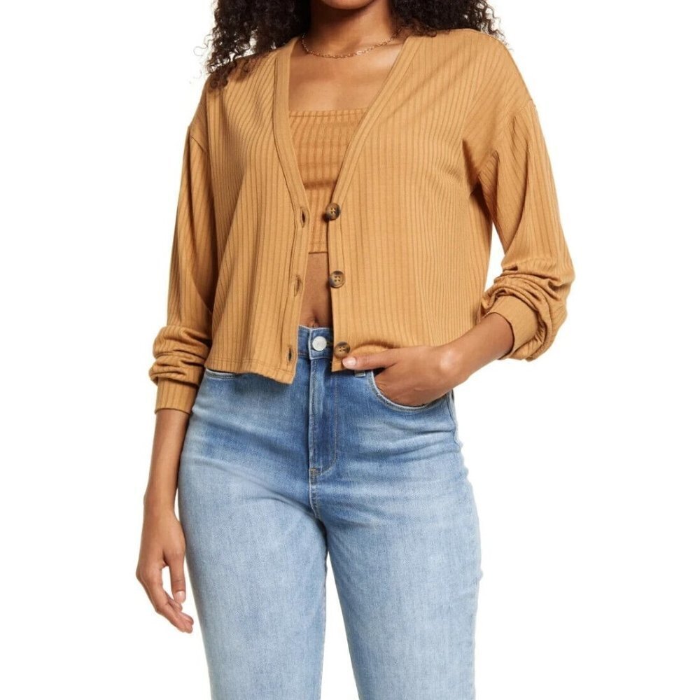 VERO Moda BNWOT Women Crop V-Neck "Lucy" Button Up Top Sz Medium